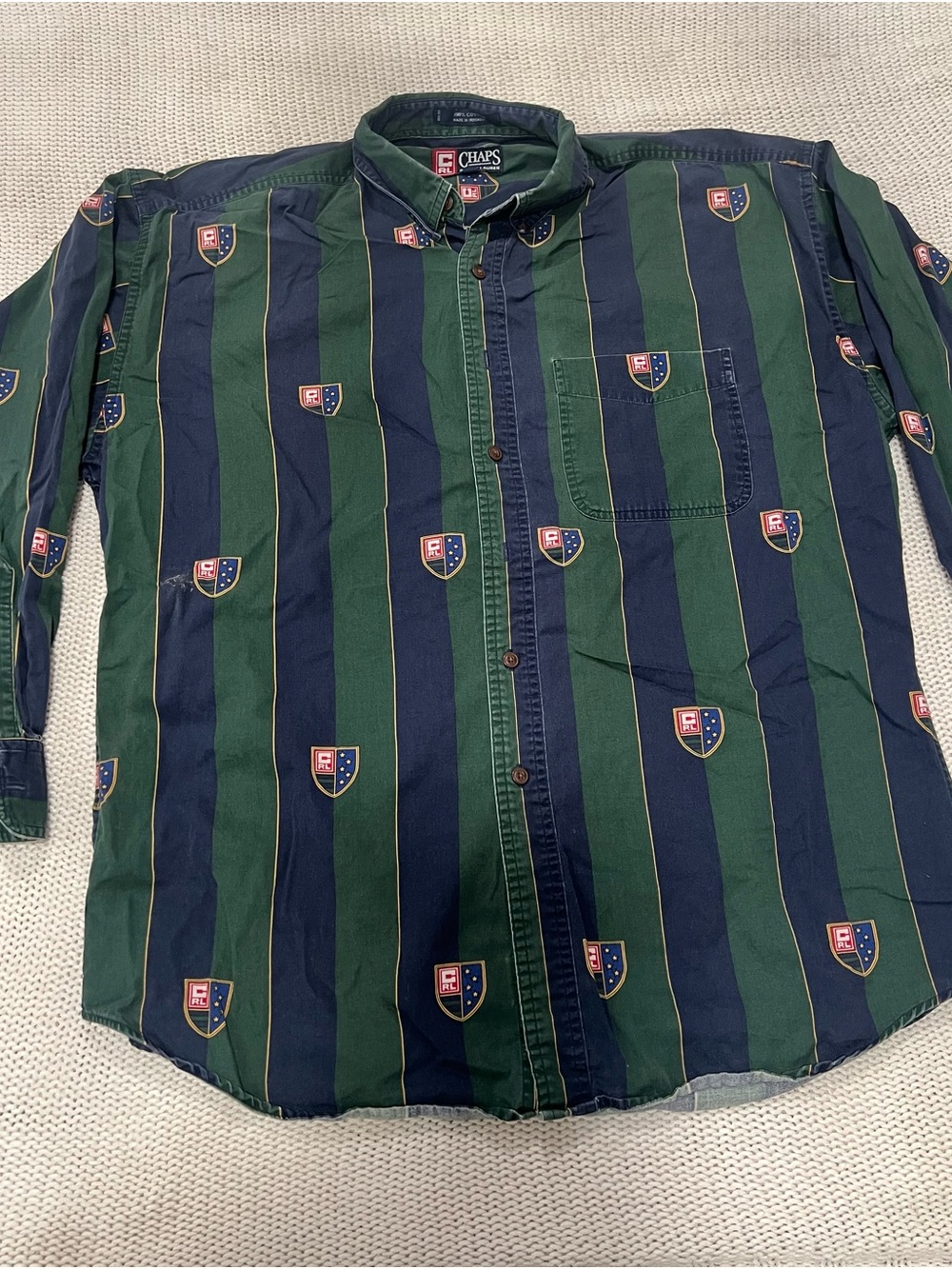Chaps Men’s Green and Navy Crest-Emblem Button-Down Shirt